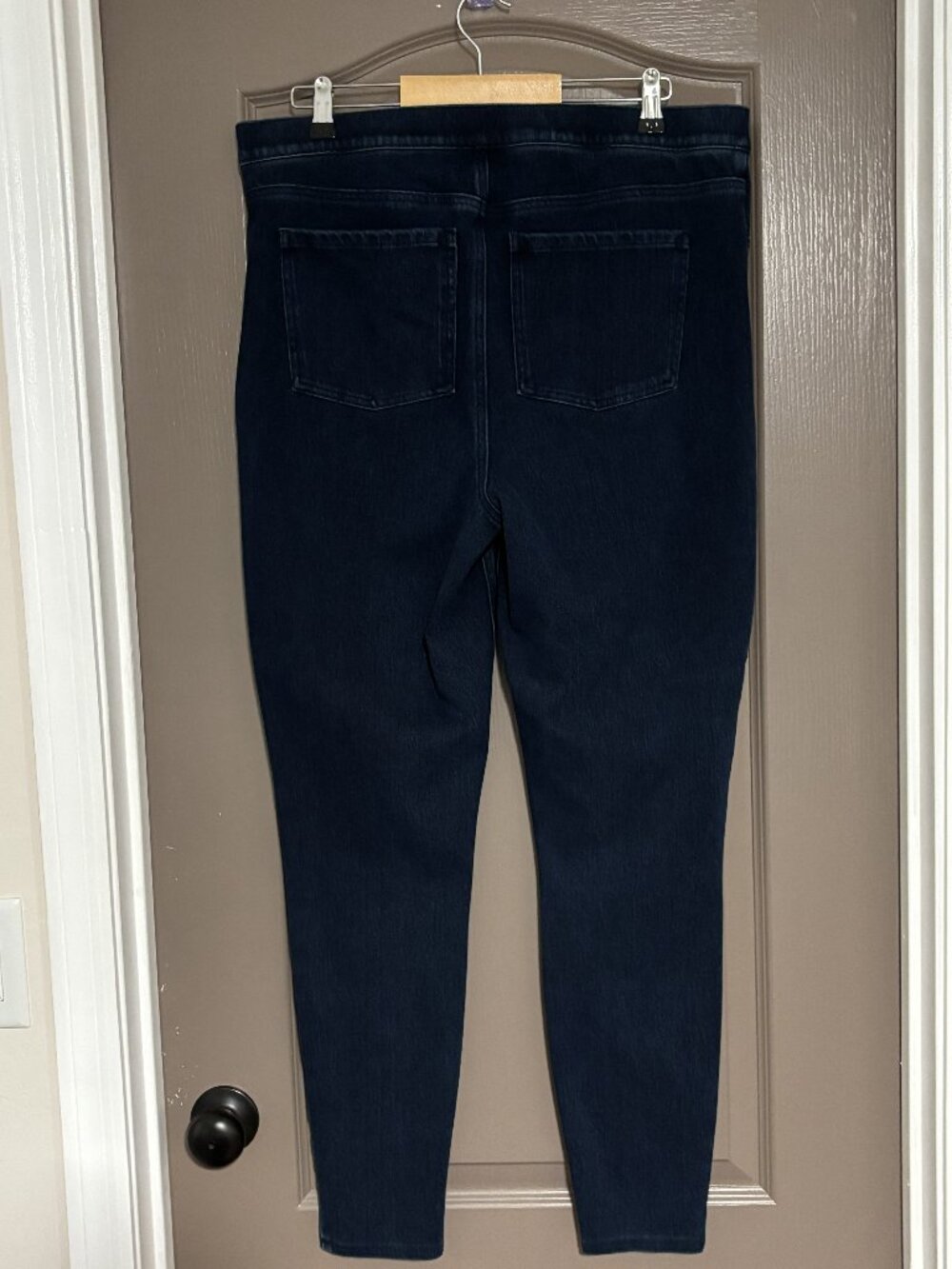 Spanx Jean-ish Ankle Leggings Pull-On Pants #2018S (SHORT)  Dark Blue Wash